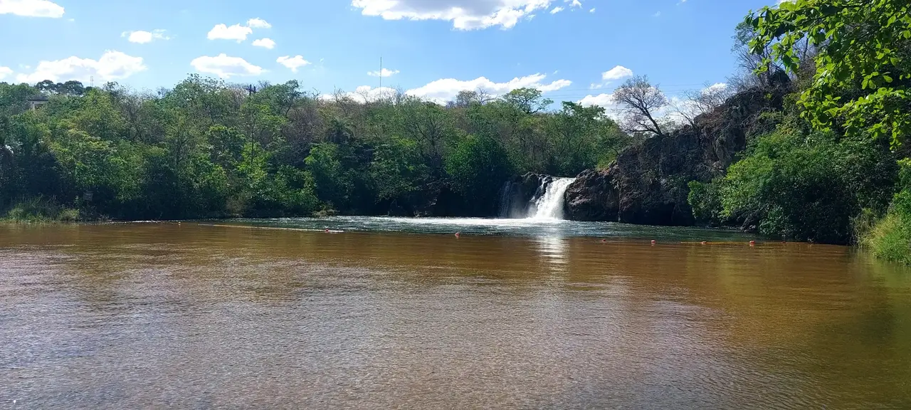 Foto 1 da cachoeira do rio Pandeiros